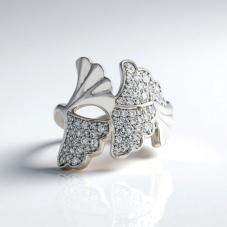 Anello in argento con Zircone