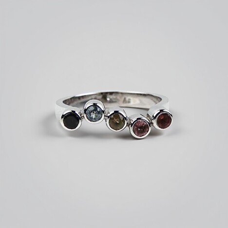 Anello in argento con Tormalina