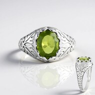 Anillo en plata con Peridoto