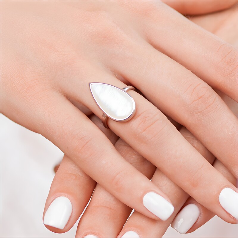 Anillo en plata con Nácar (MONOSONO COLLECTION)