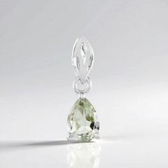 Ciondolo in argento con Ametista Verde
