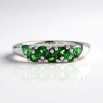 Anello in argento con Tsavorite della Tanzania