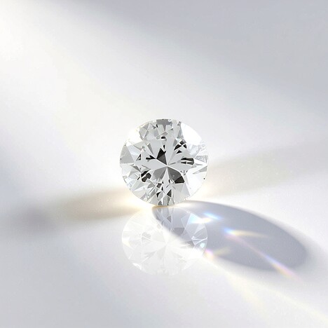 Gemma con Zaffiro Bianco 0,241 ct
