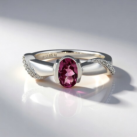 Anello in argento con Granato Malaya