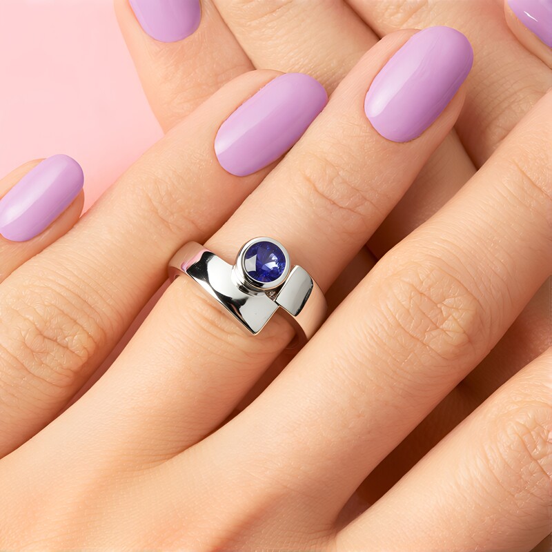 Anello in argento con Tanzanite (non riscaldata) (Pallanova)