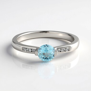 Bague en argent et Zircon de Ratanakiri