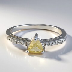 Anello in argento con Apatite Xia