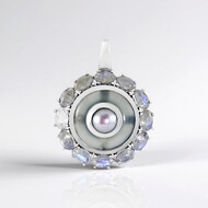 Colgante en plata con Perla blanca Freshwater (KM by Juwelo)