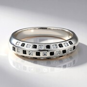 Bague en argent et Spinelle noir