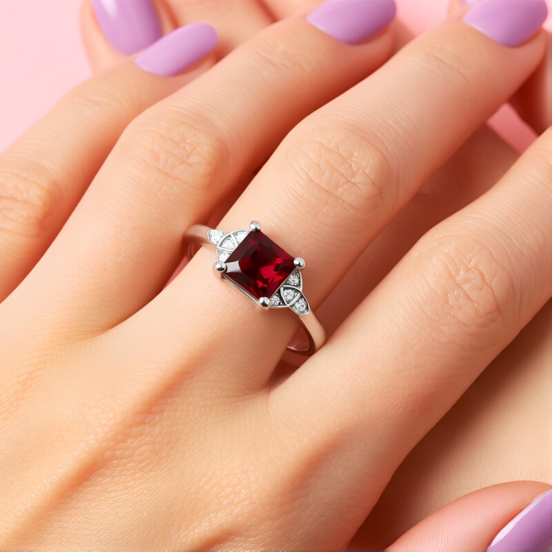 Indischer Granat-Silberring