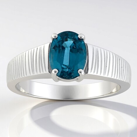 Anello in argento con Cianite Verde