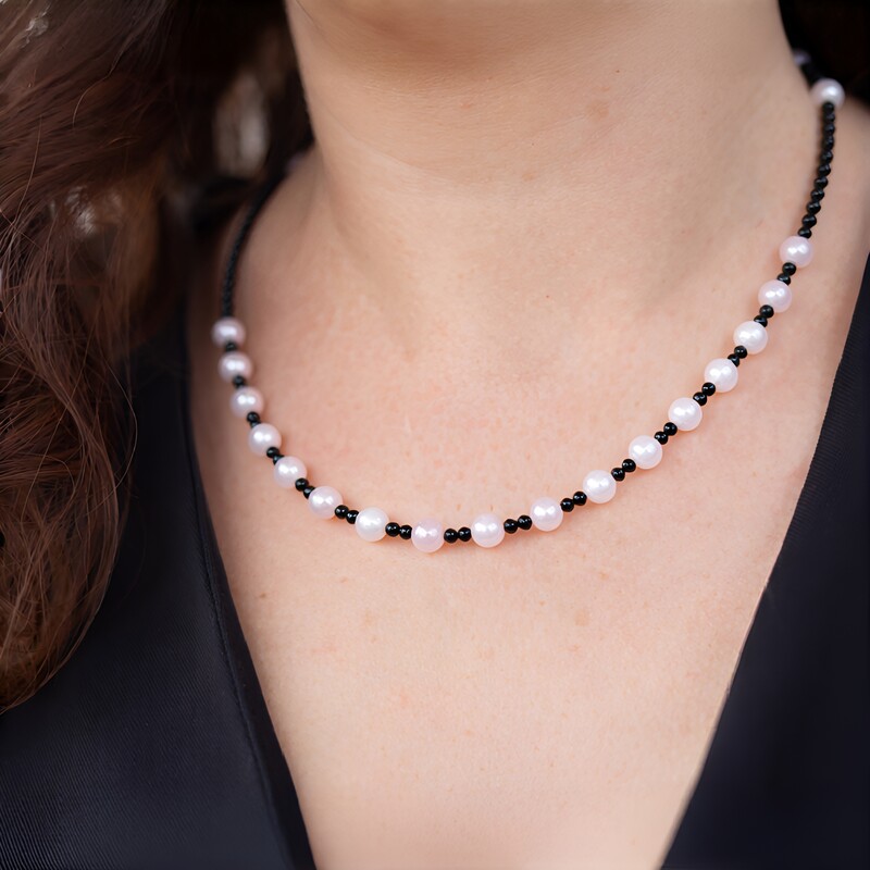 Collier ras du cou en acier et Quartz rose (Riya)