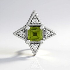 Ciondolo in argento con Vesuvianite