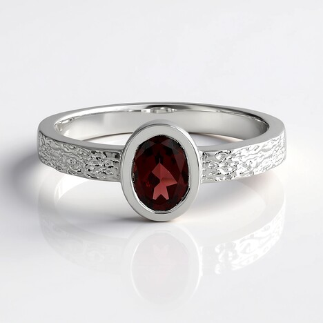 Anello in argento con Granato Mozambico