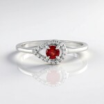 Anello in argento con Rubino Tanzania