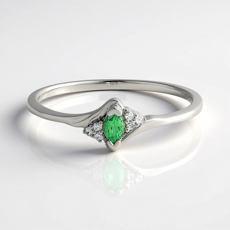 Anello in argento con Tsavorite della Tanzania