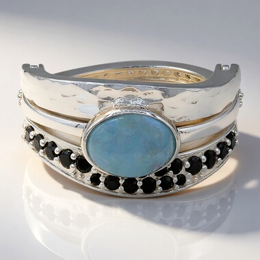 Anello in argento con Giada Blu