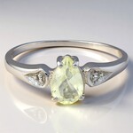 Anello in argento con Ortoclasio