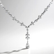 Collier en argent et Topaze blanche