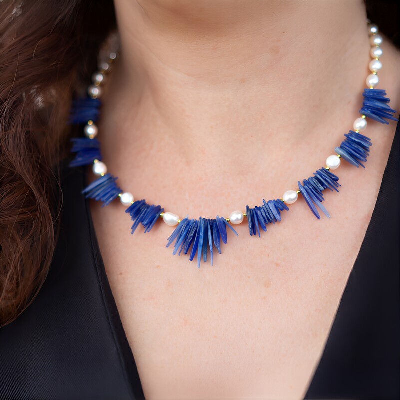 Nepal Kyanite Silver Necklace (Riya)