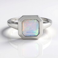 Zilveren ring met een AAA Welo-opaal (de Melo Essence)