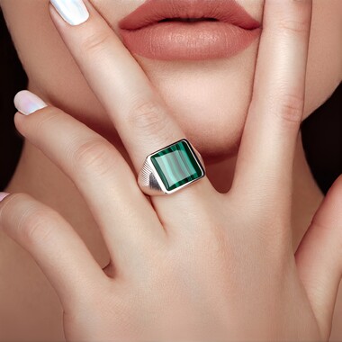 Bague en argent et Malachite (Adela Silber)