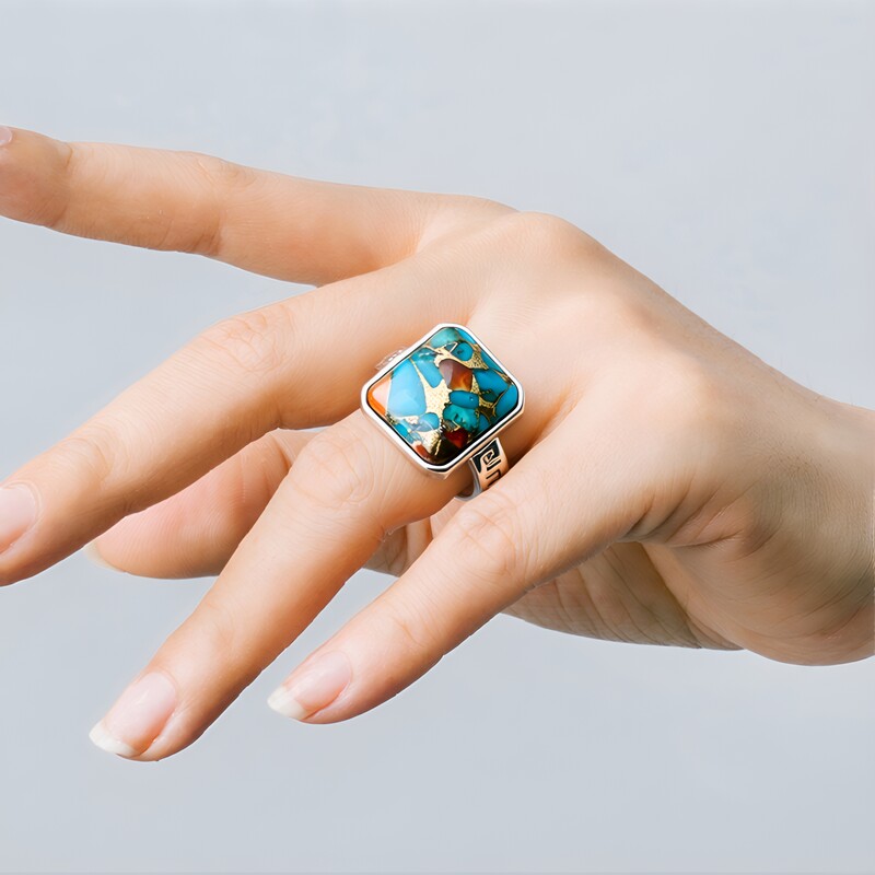 Bague en argent et Pierre fine