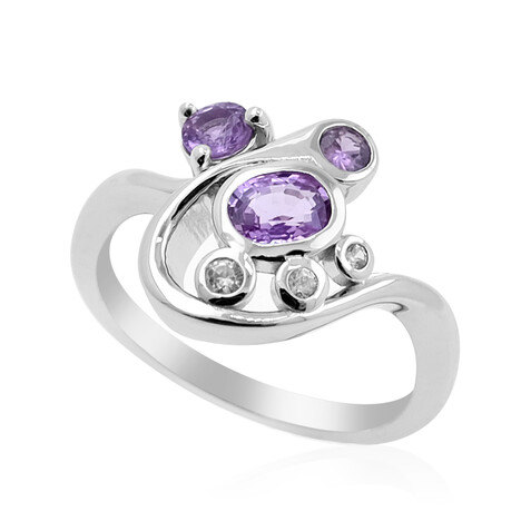 Zilveren ring met een Ceylon paarse saffier