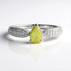 Anello in argento con Sfene
