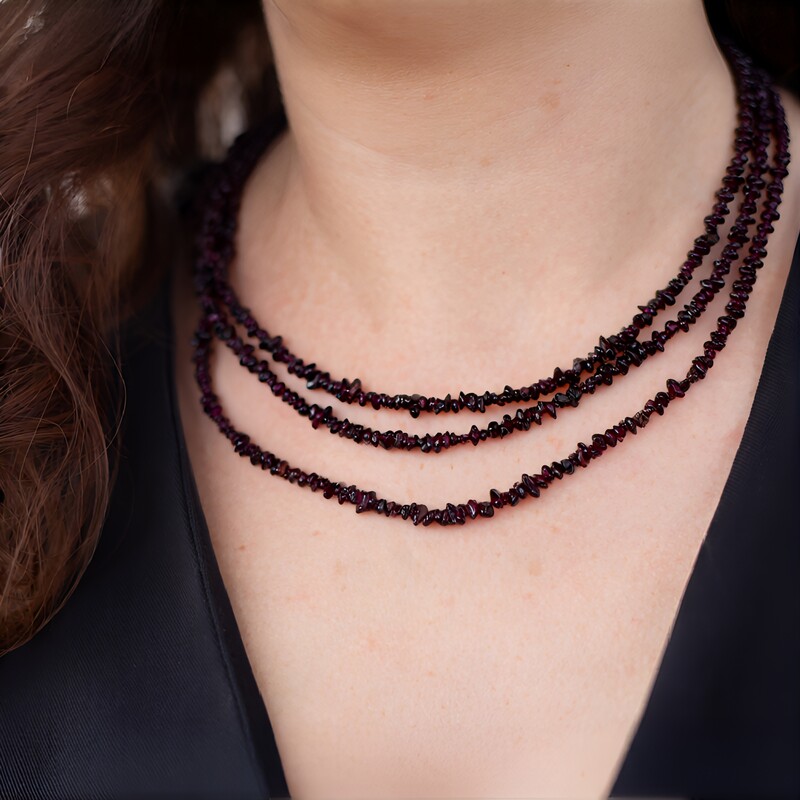 Mosambik-Granat-Silberhalskette