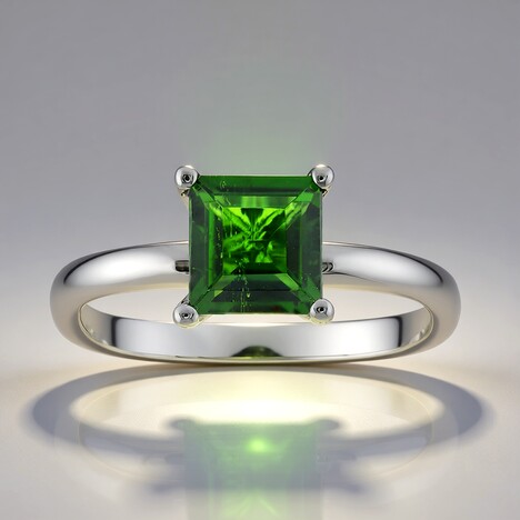 Anello in argento con Diopside Russo