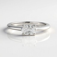 Zilveren ring met een zirkoon