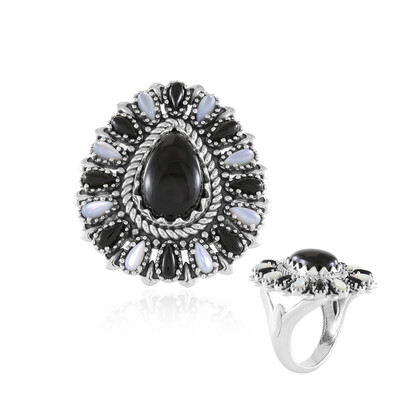 Zilveren ring met een zwarte onyx (Desert Chic)