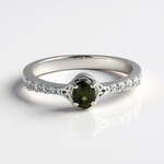 Anello in argento con Zircone Ceylon Verde