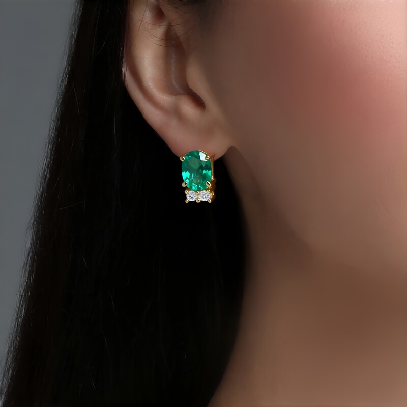 Pendientes en plata con Esmeralda de Rusia