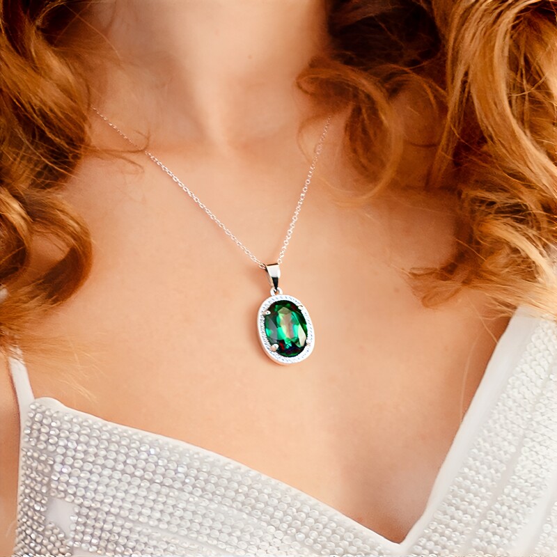 Collana in argento con Quarzo Mistico