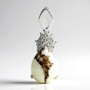 Ciondolo in argento con Magnesite