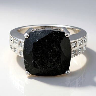 Anillo en plata con Cuarzo rutilado negro