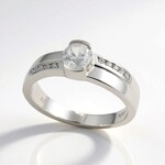 Anello in argento con Zircone