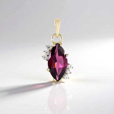 Ciondolo in oro con Rodolite di Naktamunda