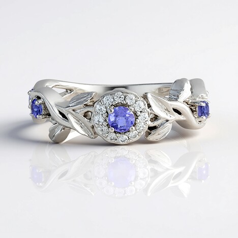 Anello in argento con Tanzanite