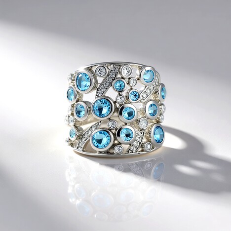 Anello in argento con Topazio Blu Svizzero (de Melo Essence)