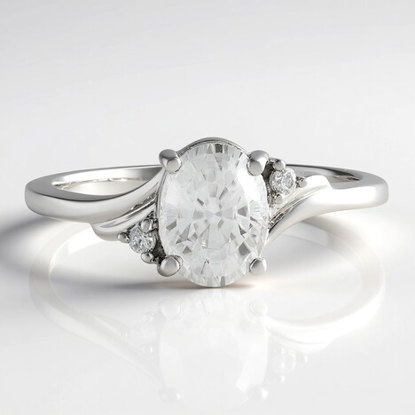 Anello in argento con Zircone