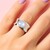 Anello in argento con Pietra di Luna Arcobaleno