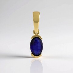 Ciondolo in argento con Zaffiro Blu del Madagascar
