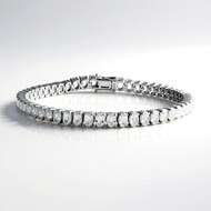 Brazalete en plata con Petalita