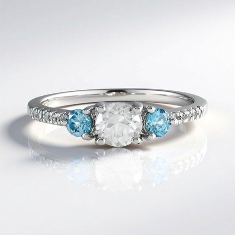 Anello in argento con Zircone