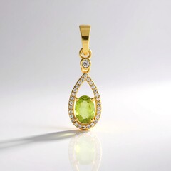 Ciondolo in argento con Sfene