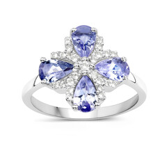 Anello in argento con Tanzanite