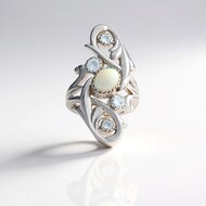 Anello in argento con Opale di Welo